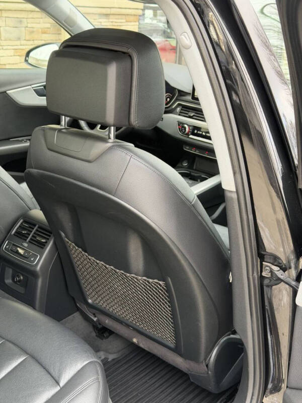 2017 Audi A4 2.0T quattro Premium Plus