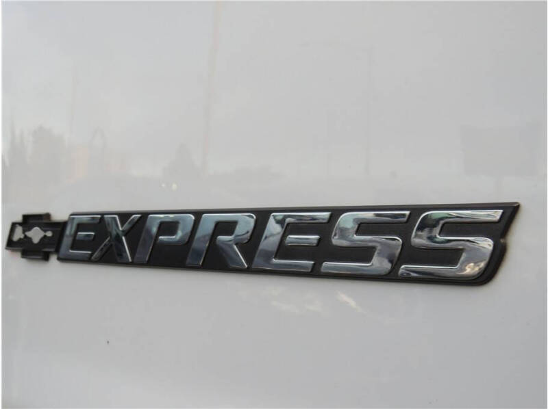 2020 Chevrolet Express LT 2500