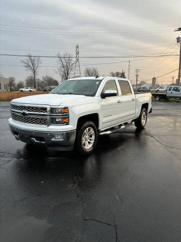 2015 Chevrolet Silverado 1500 for sale at American Boat & Rv in Sandusky OH