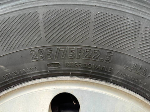 2022 International LT625