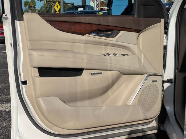 2017 Cadillac Escalade Premium Luxury