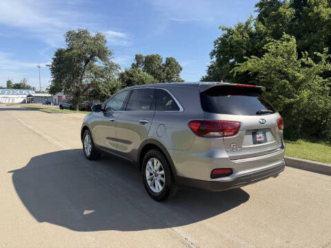 2019 Kia Sorento L
