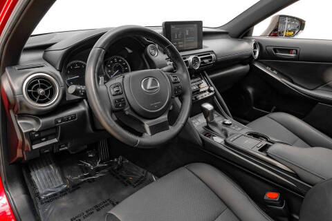 2022 Lexus IS 300