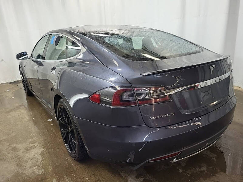 2015 Tesla Model S P85D