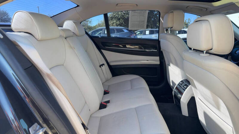 2015 BMW 7 Series 740i