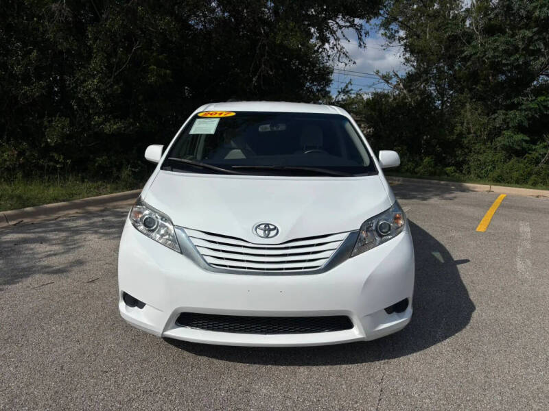 2017 Toyota Sienna