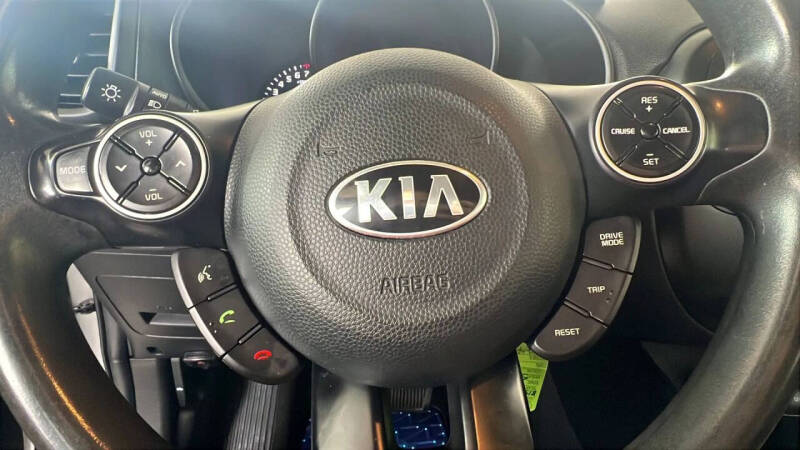 2019 Kia Soul +