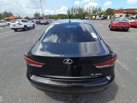 2019 Lexus IS 300