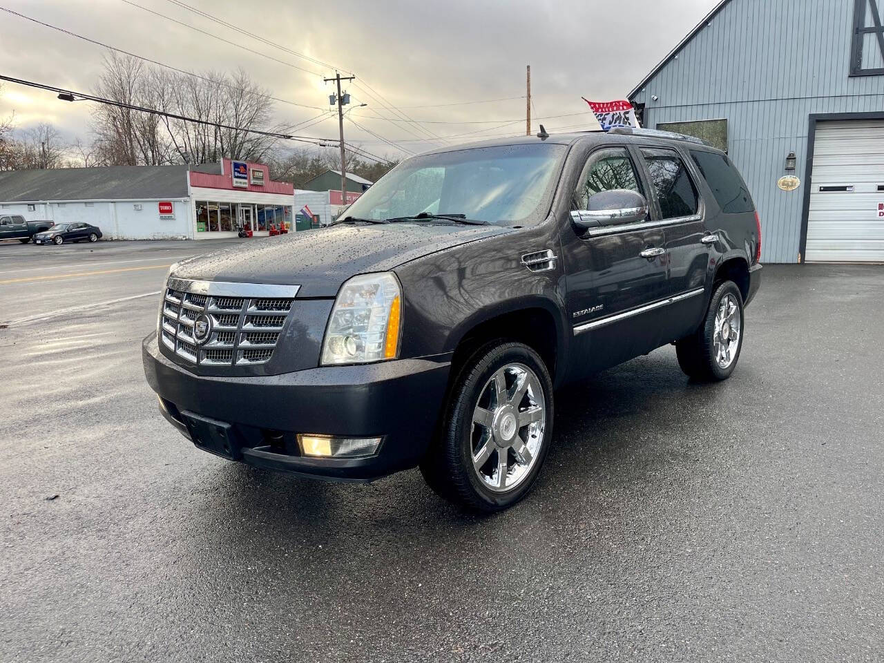 2010 Cadillac Escalade for sale at TJ MOTORS in Leominster, MA