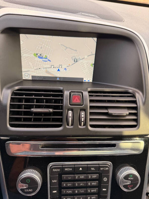 2016 Volvo XC60 T5 Platinum