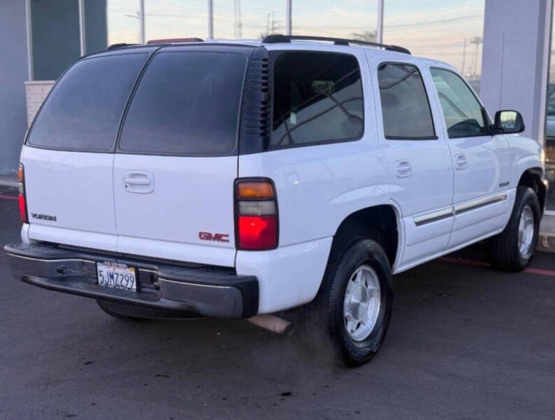 2004 GMC Yukon SLE