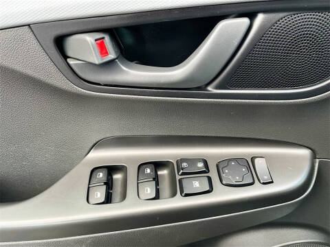 2021 Hyundai Kona SE