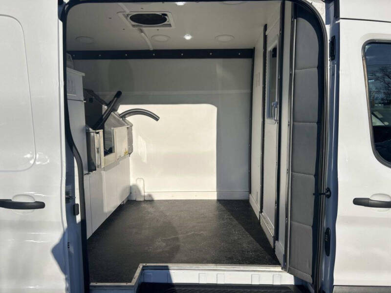 2023 Ford Transit