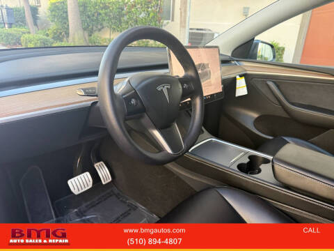 2023 Tesla Model Y Performance