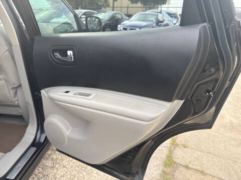 2012 Nissan Rogue SV w/SL Package