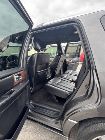 2017 Lincoln Navigator Select