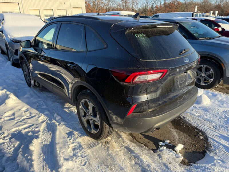 2025 Ford Escape ST-Line