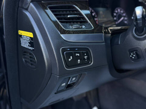 2016 Hyundai Equus Signature