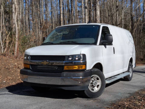 2024 Chevrolet Express 2500