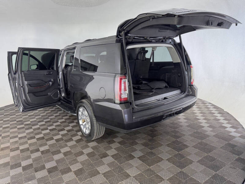 2017 GMC Yukon XL SLT