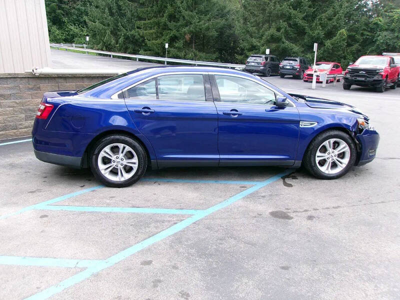 2014 Ford Taurus SEL
