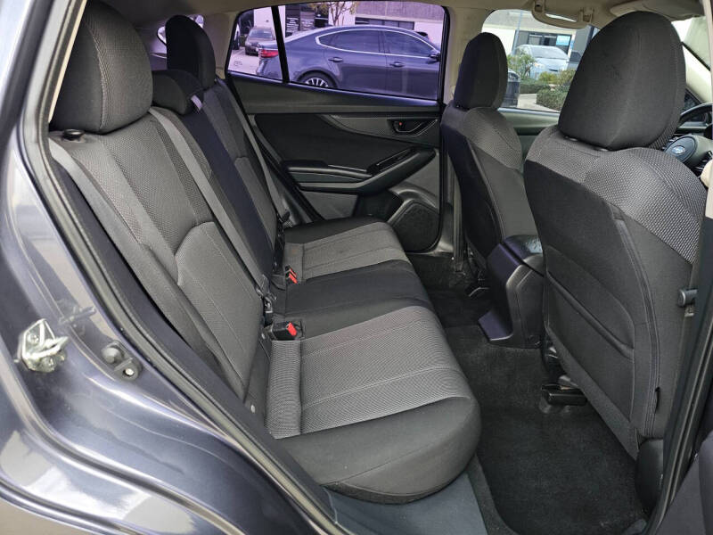 2017 Subaru Impreza 2.0i