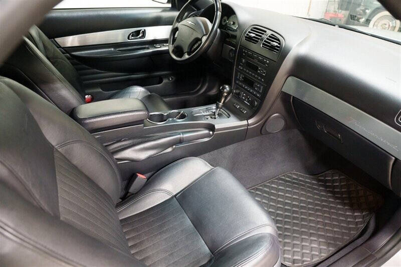 2004 Ford Thunderbird Deluxe