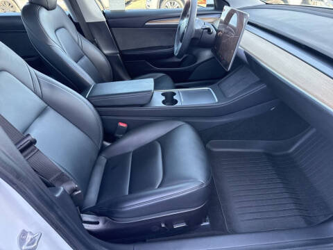 2021 Tesla Model 3 Standard Range Plus