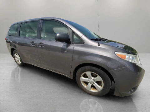 2012 Toyota Sienna Base 7-Passenger