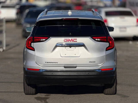 2020 GMC Terrain SLT