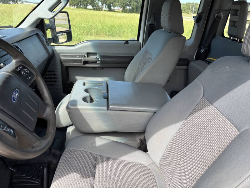 2012 Ford F-350 Super Duty XL