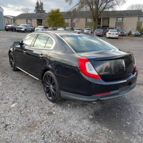 2013 Lincoln MKS for sale at Green Light Auto in Bridgeton, NJ