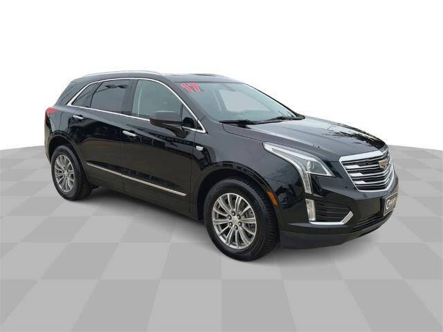 Used 2017 Cadillac XT5 Luxury with VIN 1GYKNBRS6HZ124530 for sale in Waterloo, IA