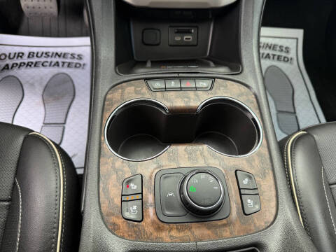 2020 GMC Acadia Denali