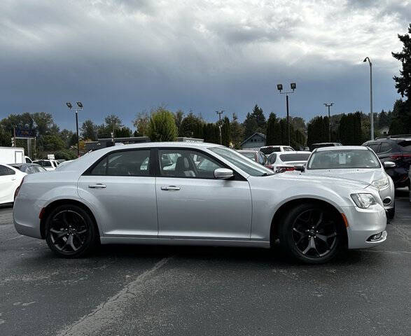 2021 Chrysler 300 S V6