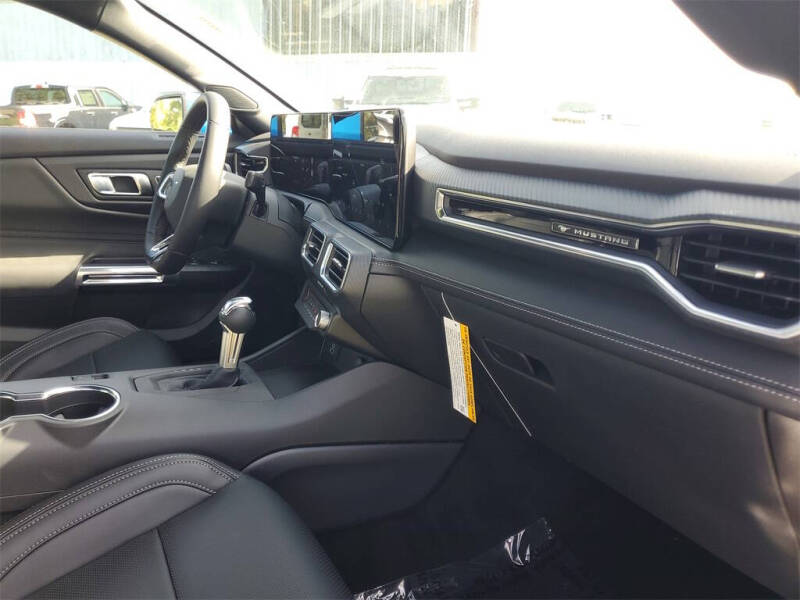 2025 Ford Mustang EcoBoost Premium