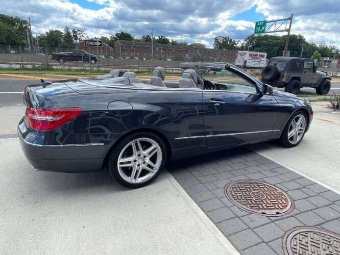 2011 Mercedes-Benz E350