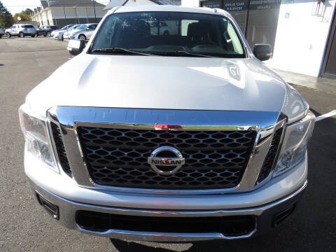 2018 Nissan Titan SV