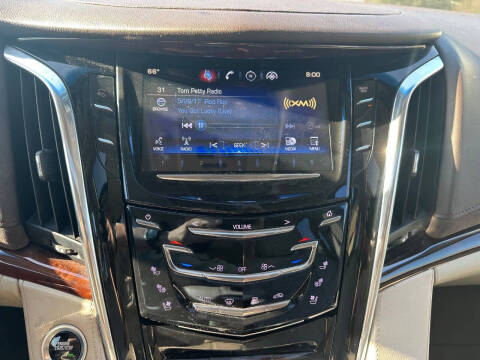 2015 Cadillac Escalade Luxury