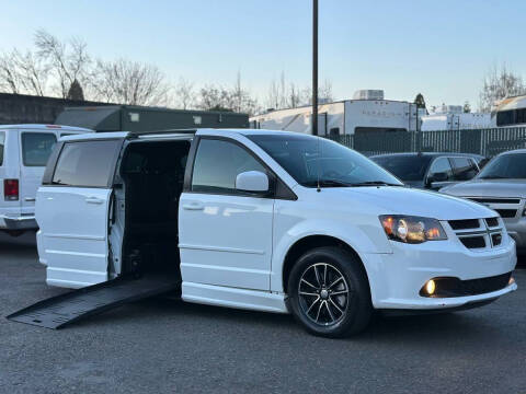 2015 Dodge Grand Caravan for sale at Beaverton Auto Wholesale LLC in Hillsboro OR