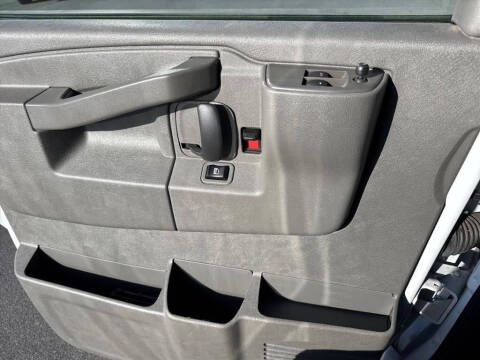 2024 GMC Savana 2500