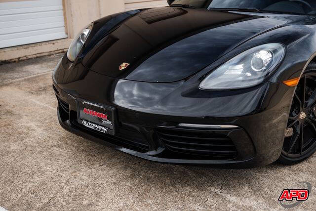 2019 Porsche 718 Cayman