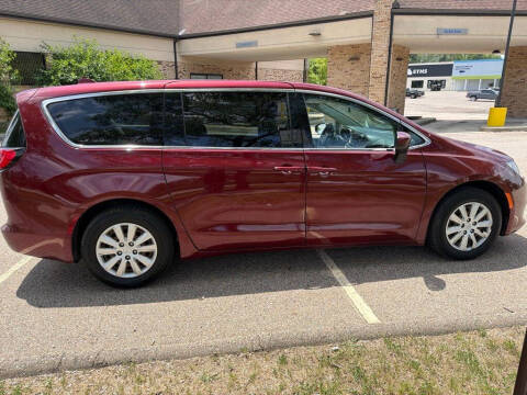 2019 Chrysler Pacifica LX