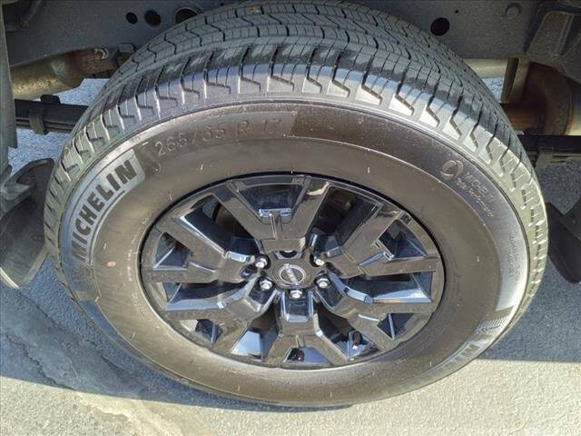 2023 Nissan Frontier SV