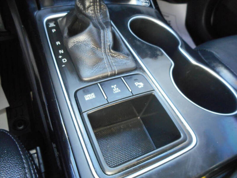 2016 Kia Sorento SX Limited V6