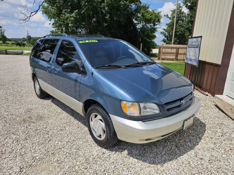 2000 Toyota Sienna XLE