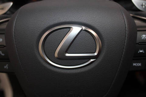 2025 Lexus LX 700h F SPORT Handling