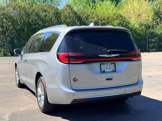 2021 Chrysler Pacifica Touring L