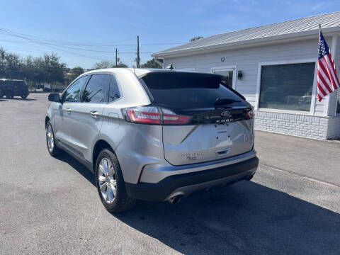 2022 Ford Edge Titanium