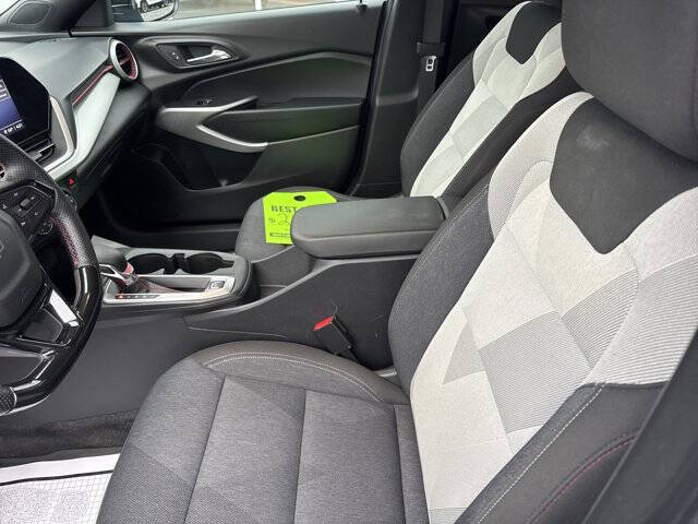 2024 Chevrolet Trax RS